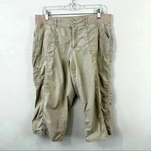 Gloria Vanderbilt khaki adjustable length crop elastic waist pants - Picture 1 of 3